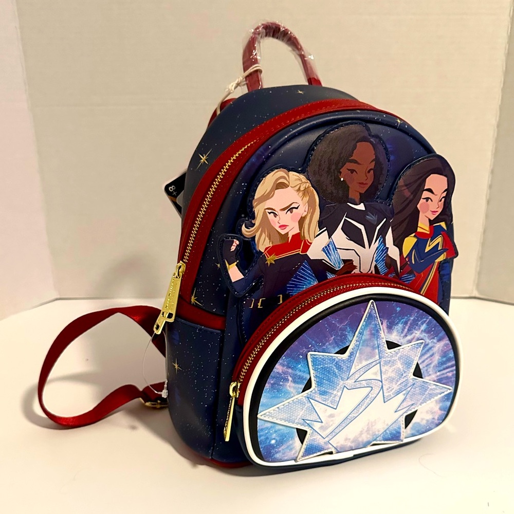 NWT Loungefly-The Marvels-Glow in the Dark-Disney-Marvel-mini backpack-Brand New